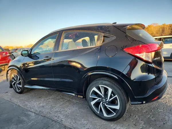 3CZRU5H14KM722605 2019 HONDA HR-V - Image 2