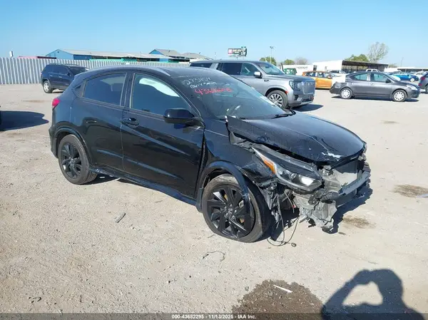 3CZRU5H14NM717022 2022 HONDA HR-V - Image 1