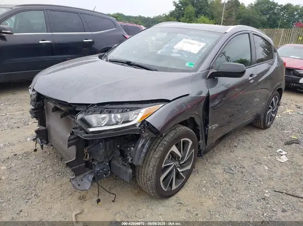 3CZRU5H15KG710168 2019 HONDA HR-V - Image 2