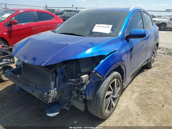 3CZRU5H15KG710865 2019 HONDA HR-V - Image 2