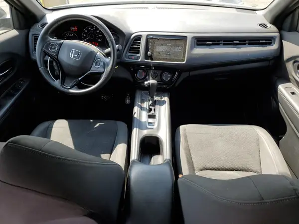 3CZRU5H15KM724427 2019 HONDA HR-V - Image 8