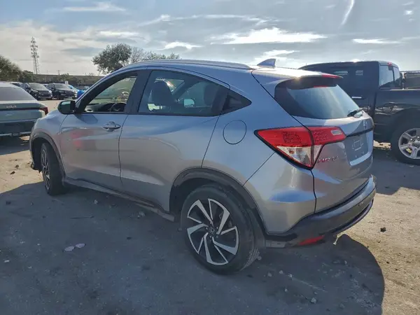 3CZRU5H15KM726324 2019 HONDA HR-V - Image 2