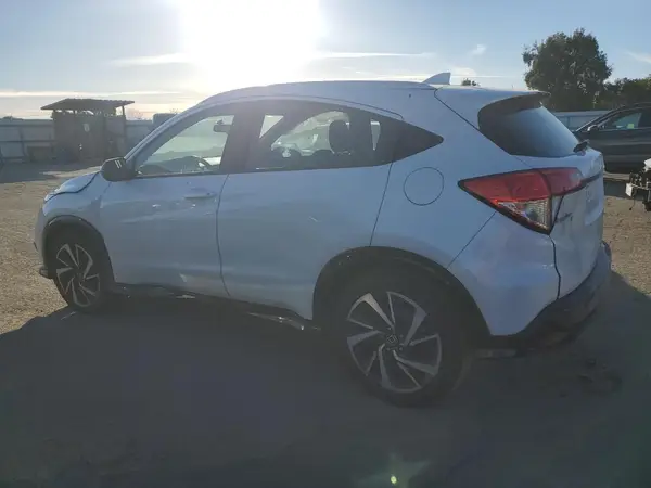 3CZRU5H15KM727781 2019 HONDA HR-V - Image 2
