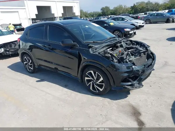 3CZRU5H15LM716880 2020 HONDA HR-V - Image 1