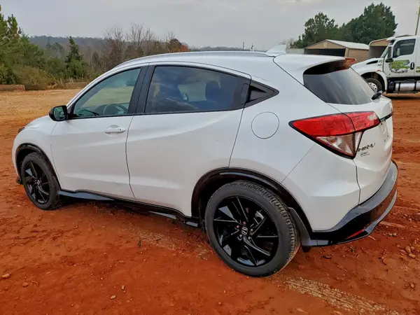 3CZRU5H15MM715939 2021 HONDA HR-V - Image 2