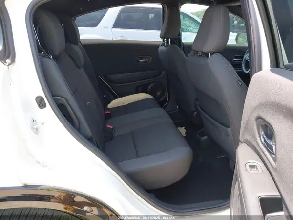 3CZRU5H15MM722387 2021 HONDA HR-V - Image 8