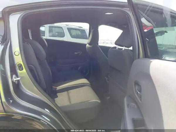 3CZRU5H15NM733732 2022 HONDA HR-V - Image 8