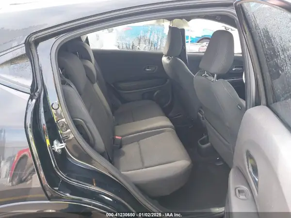 3CZRU5H15NM744178 2022 HONDA HR-V - Image 8