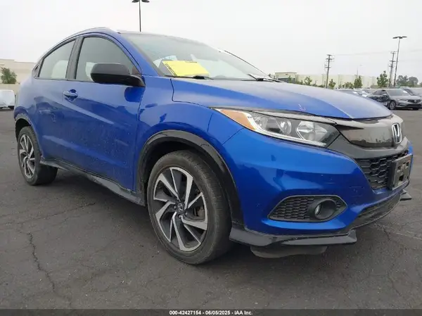 3CZRU5H16KG708204 2019 HONDA HR-V - Image 1