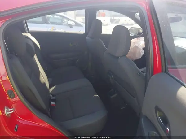 3CZRU5H16KG711121 2019 HONDA HR-V - Image 8