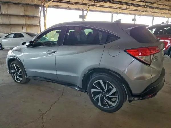 3CZRU5H16KM728292 2019 HONDA HR-V - Image 2