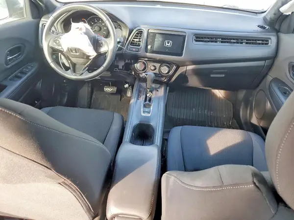 3CZRU5H16LM702910 2020 HONDA HR-V - Image 8