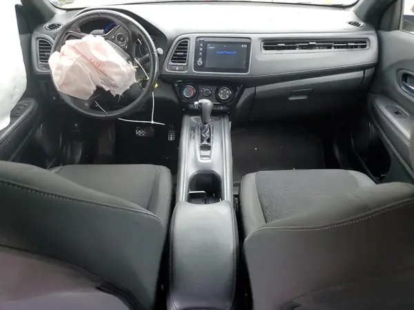 3CZRU5H16MM720471 2021 HONDA HR-V - Image 8