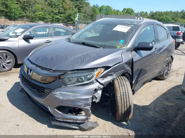 3CZRU5H16MM725377 2021 HONDA HR-V - Image 2