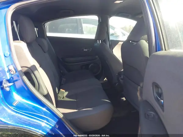 3CZRU5H17KG704498 2019 HONDA HR-V - Image 8
