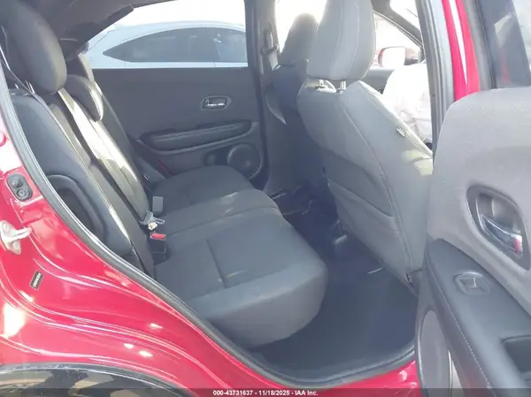 3CZRU5H17KG705442 2019 HONDA HR-V - Image 8