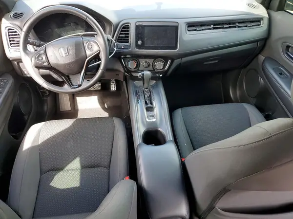 3CZRU5H17KG710575 2019 HONDA HR-V - Image 8