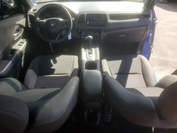 3CZRU5H17KG712259 2019 HONDA HR-V - Image 8