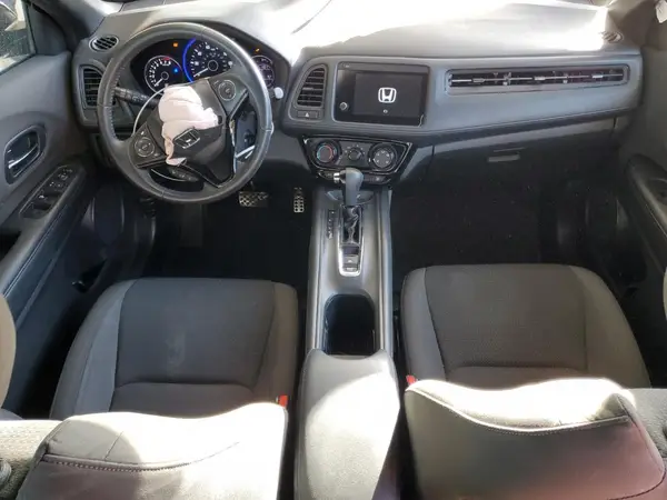 3CZRU5H17KM723473 2019 HONDA HR-V - Image 8