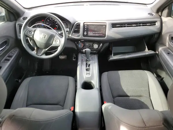 3CZRU5H17KM727099 2019 HONDA HR-V - Image 8