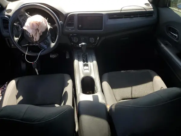 3CZRU5H17LM710143 2020 HONDA HR-V - Image 8