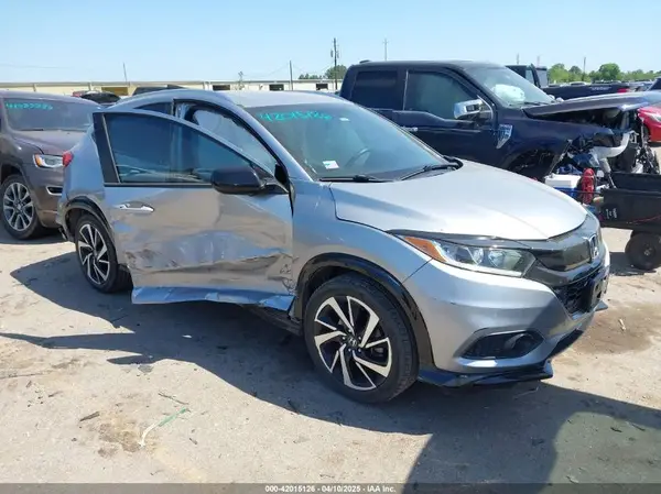 3CZRU5H17LM717142 2020 HONDA HR-V - Image 1