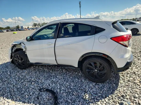 3CZRU5H17MM701668 2021 HONDA HR-V - Image 2