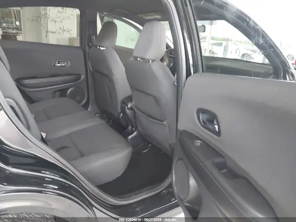 3CZRU5H17NM712915 2022 HONDA HR-V - Image 8