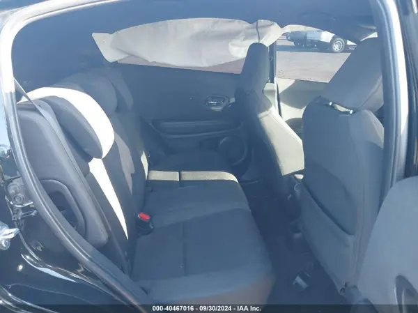 3CZRU5H17NM735997 2022 HONDA HR-V - Image 8