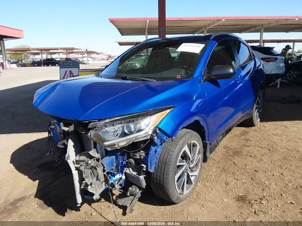 3CZRU5H18KG700587 2019 HONDA HR-V - Image 2