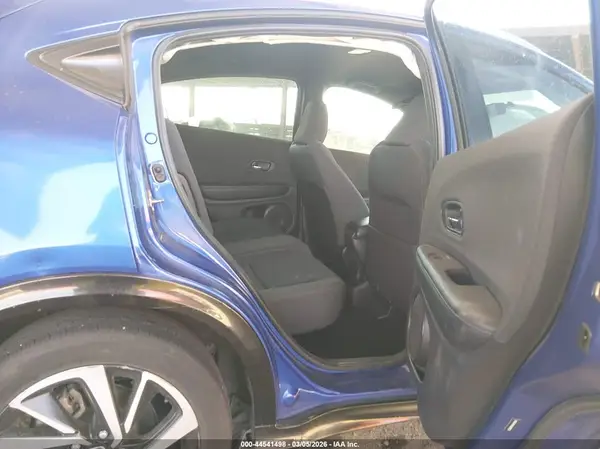 3CZRU5H18KG700587 2019 HONDA HR-V - Image 8
