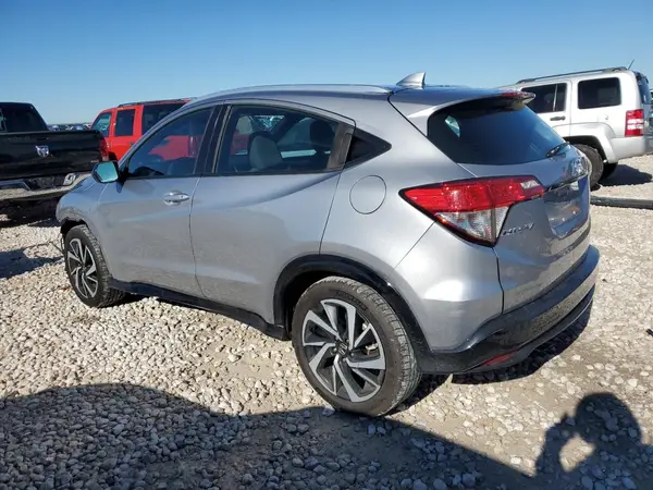 3CZRU5H18KG702338 2019 HONDA HR-V - Image 2