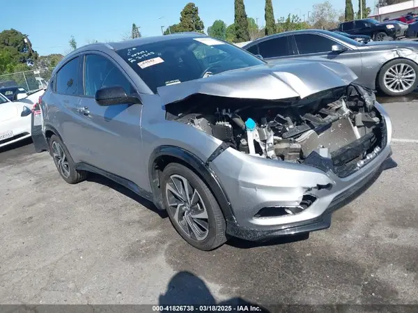 3CZRU5H18KG707491 2019 HONDA HR-V - Image 1