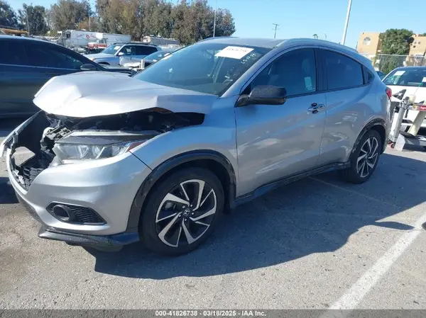 3CZRU5H18KG707491 2019 HONDA HR-V - Image 2