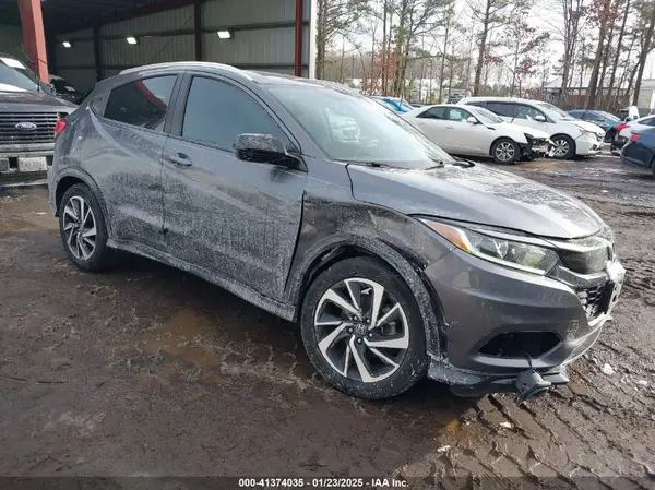 3CZRU5H18KG716210 2019 HONDA HR-V - Image 1