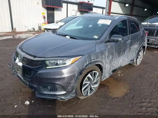3CZRU5H18KG716210 2019 HONDA HR-V - Image 2
