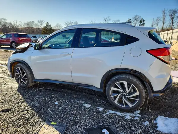 3CZRU5H18KM703782 2019 HONDA HR-V - Image 2