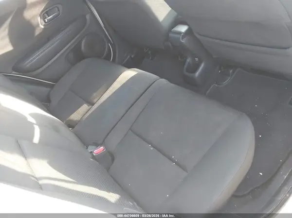 3CZRU5H18KM704446 2019 HONDA HR-V - Image 8