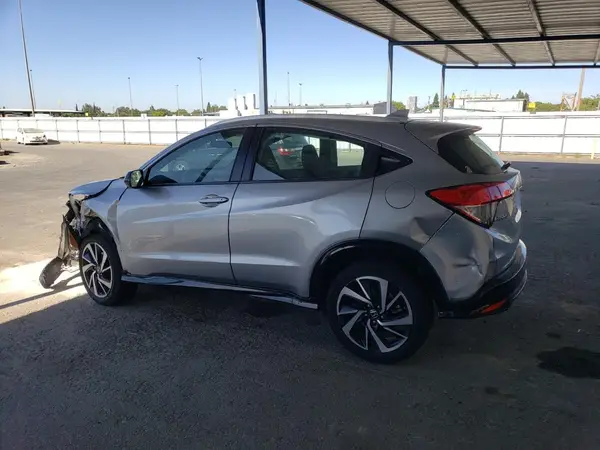 3CZRU5H18KM721540 2019 HONDA HR-V - Image 2