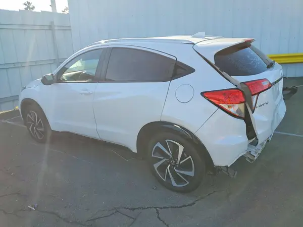 3CZRU5H18LM710460 2020 HONDA HR-V - Image 2