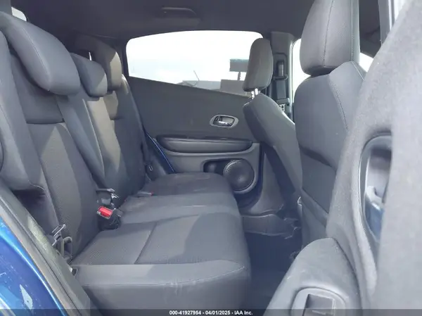 3CZRU5H18MM724201 2021 HONDA HR-V - Image 8