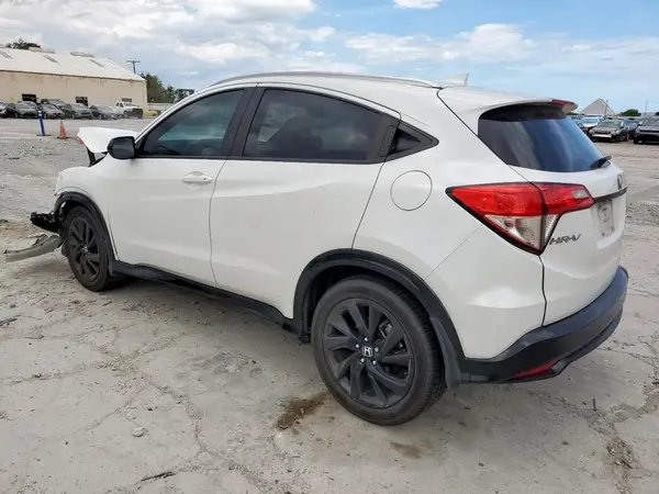 3CZRU5H18NM700885 2022 HONDA HR-V - Image 2