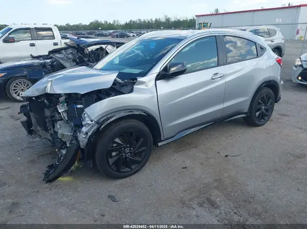 3CZRU5H18NM734812 2022 HONDA HR-V - Image 2