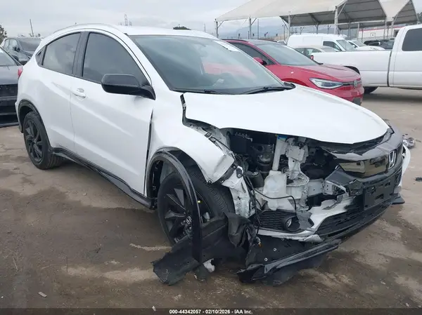 3CZRU5H18NM744224 2022 HONDA HR-V - Image 1