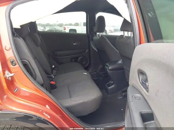 3CZRU5H19KG700808 2019 HONDA HR-V - Image 8