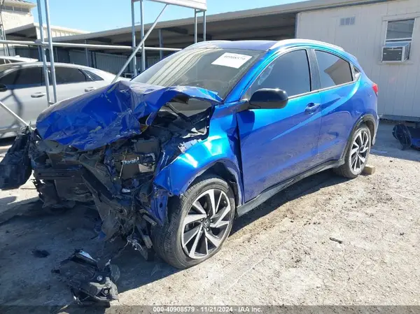 3CZRU5H19KG714983 2019 HONDA HR-V - Image 2