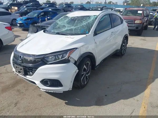 3CZRU5H19KM720106 2019 HONDA HR-V - Image 2