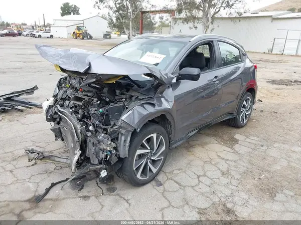 3CZRU5H19KM721644 2019 HONDA HR-V - Image 2