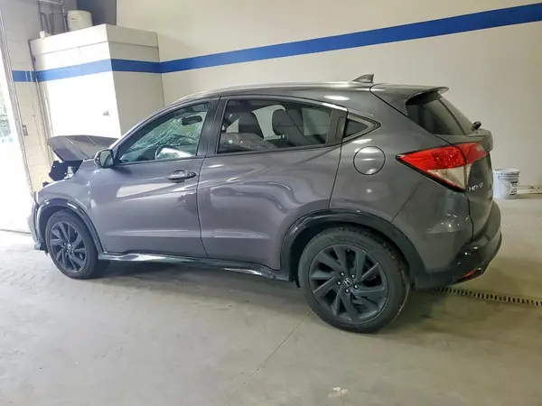 3CZRU5H19MM700991 2021 HONDA HR-V - Image 2