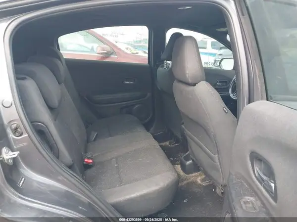 3CZRU5H1XKG704205 2019 HONDA HR-V - Image 8